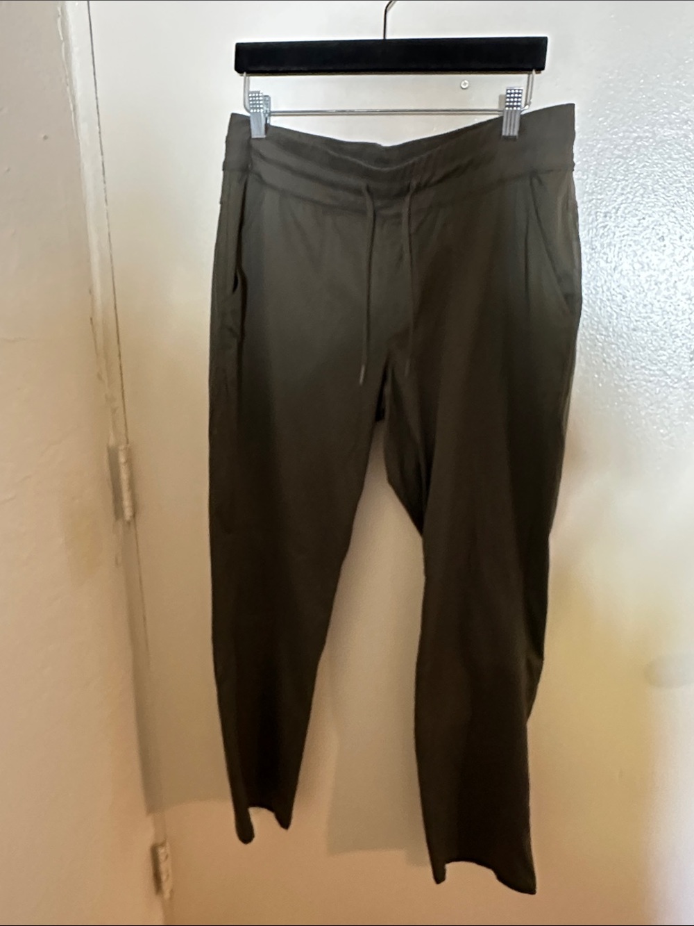 The North Face Women's Green Jogger Pants Drawstring Elastic Waist Pockets L